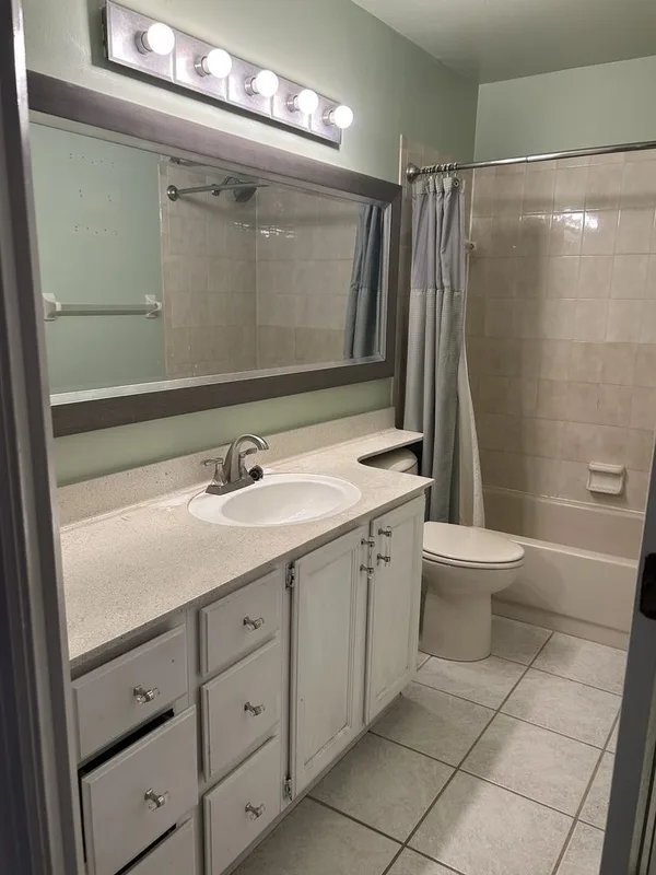 Bathroom before the remodel